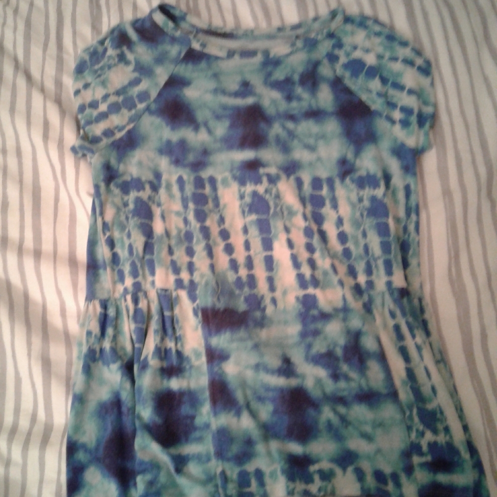 Ocean blue pattern blouse